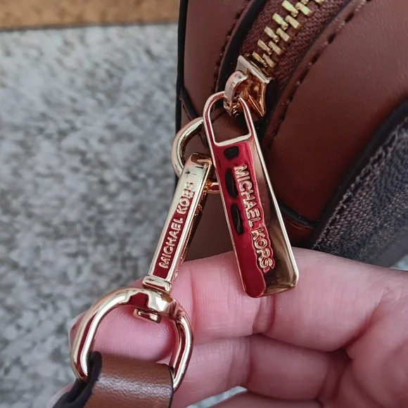 Michael Kors Brown Monogram Jet Set Crossbody Bag - Picture 9 of 13